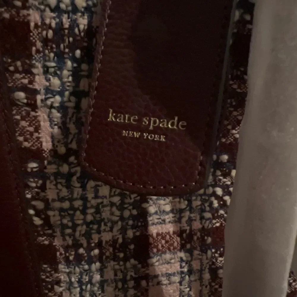 🆕 Kate Spade New York Market Tweed Fabric Medium Tote (Dark Merlot Multi) Tote